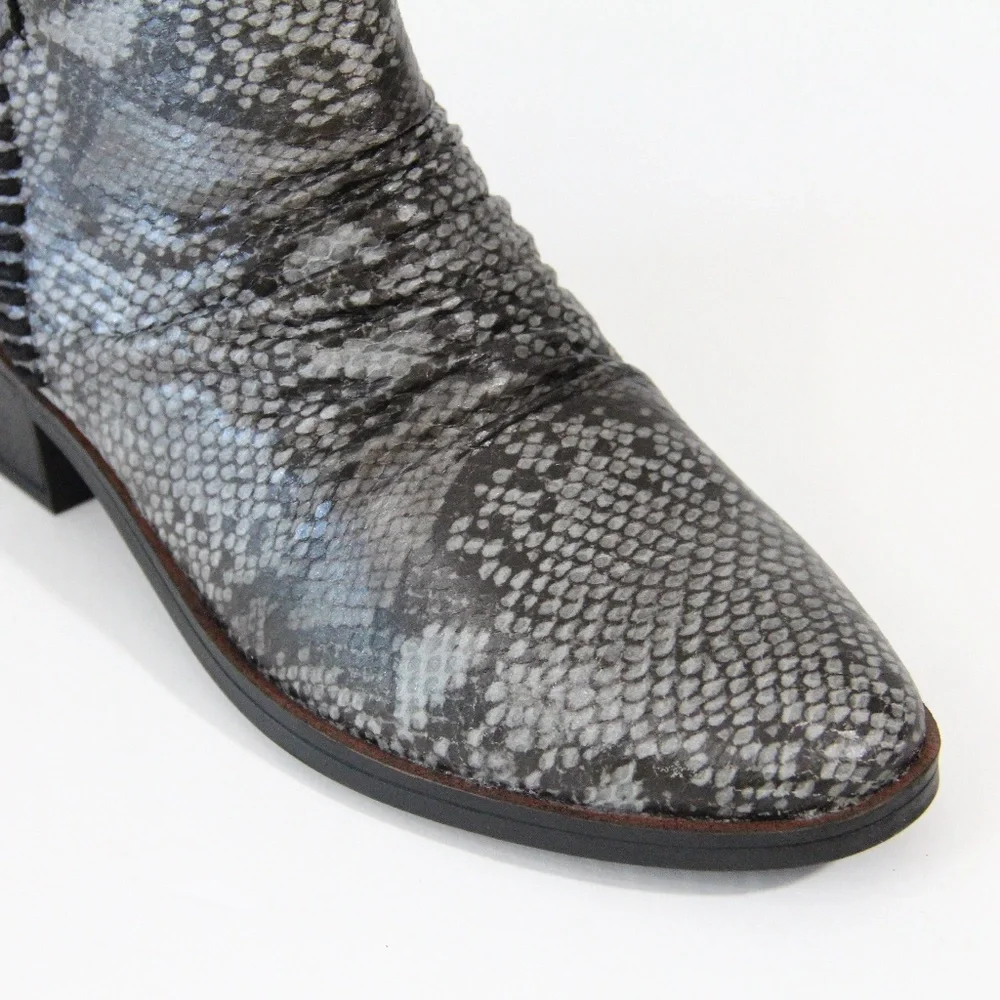 BareTraps Boots sz 6.5 NEW Women Ankle Bootie Faux Leather gray